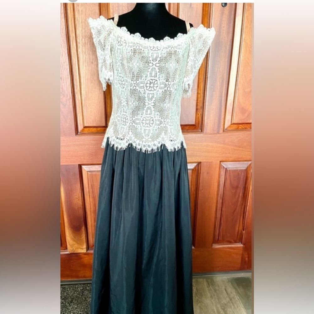 Vintage House Of Bianchi Black Taffeta Ivory Lace Evening Gown Formal Dress